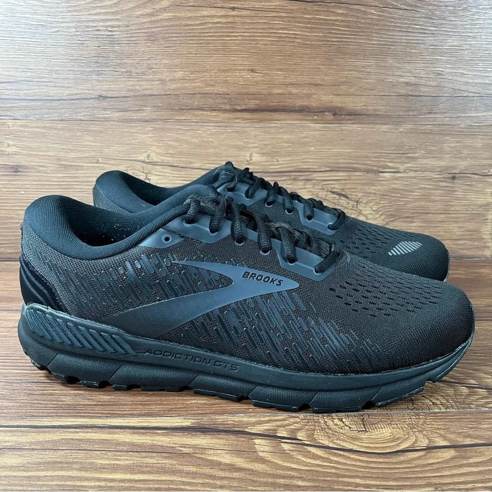 Brooks Addiction 15 Triple Black Walking Shoes Men’s Size 15 2E Sneakers